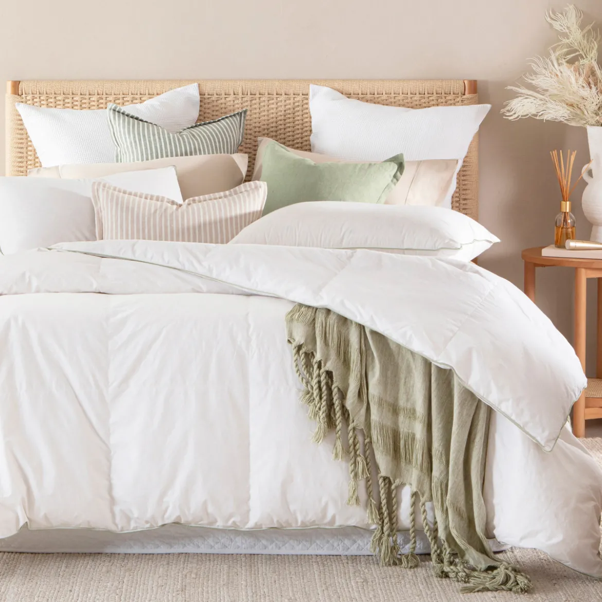 50/50 Duck Down Feather Quilt