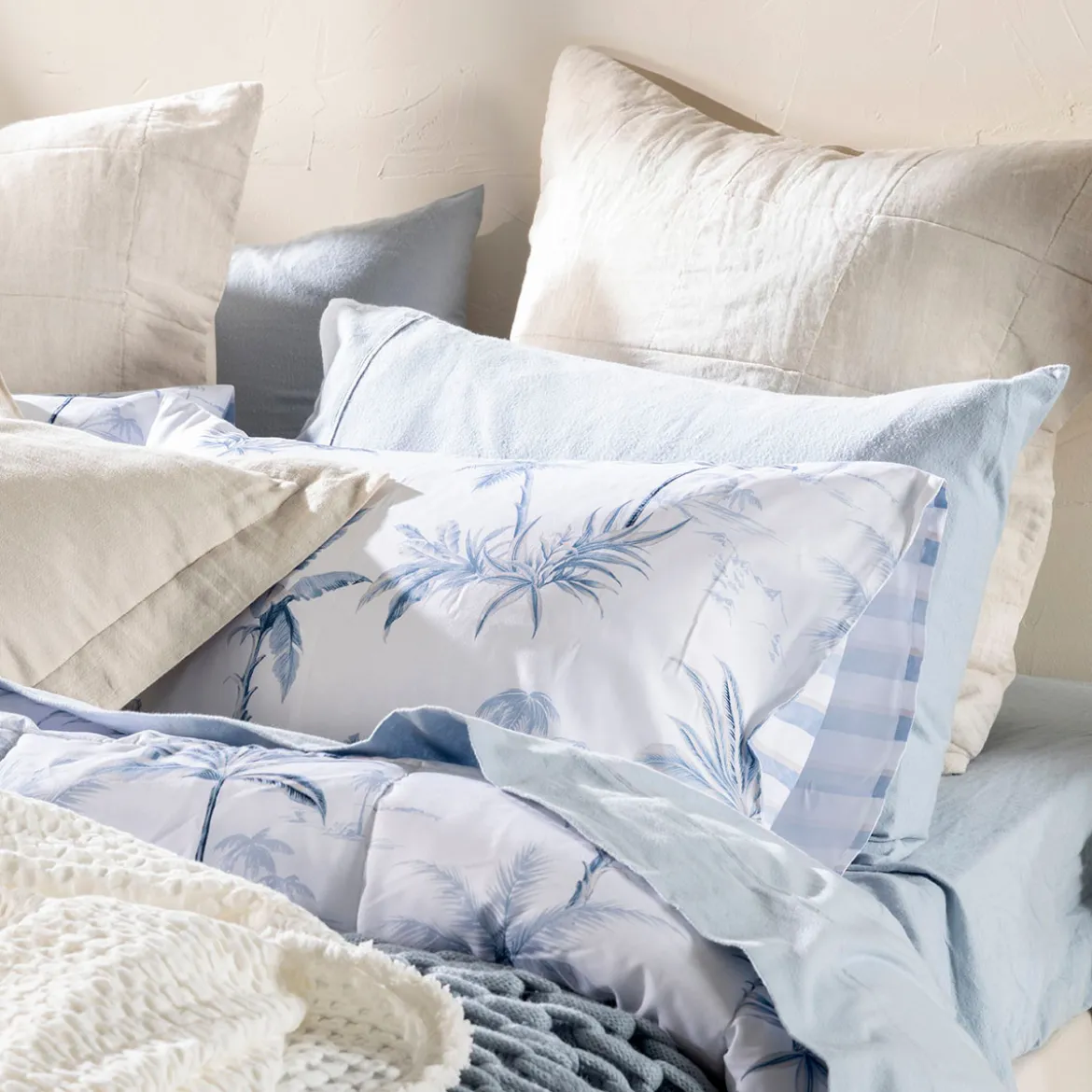 Bahama Palm Reversible Comforter Set