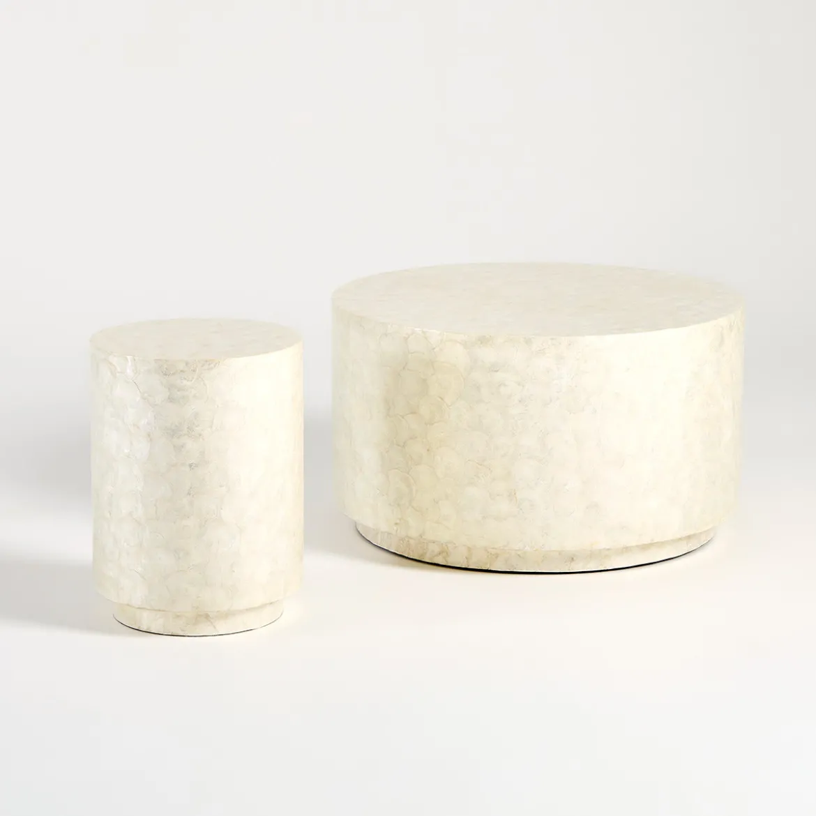 Callia Round Side table