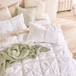 Carrie Quilted Comforter Set