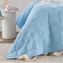 Celuna Coverlet Set