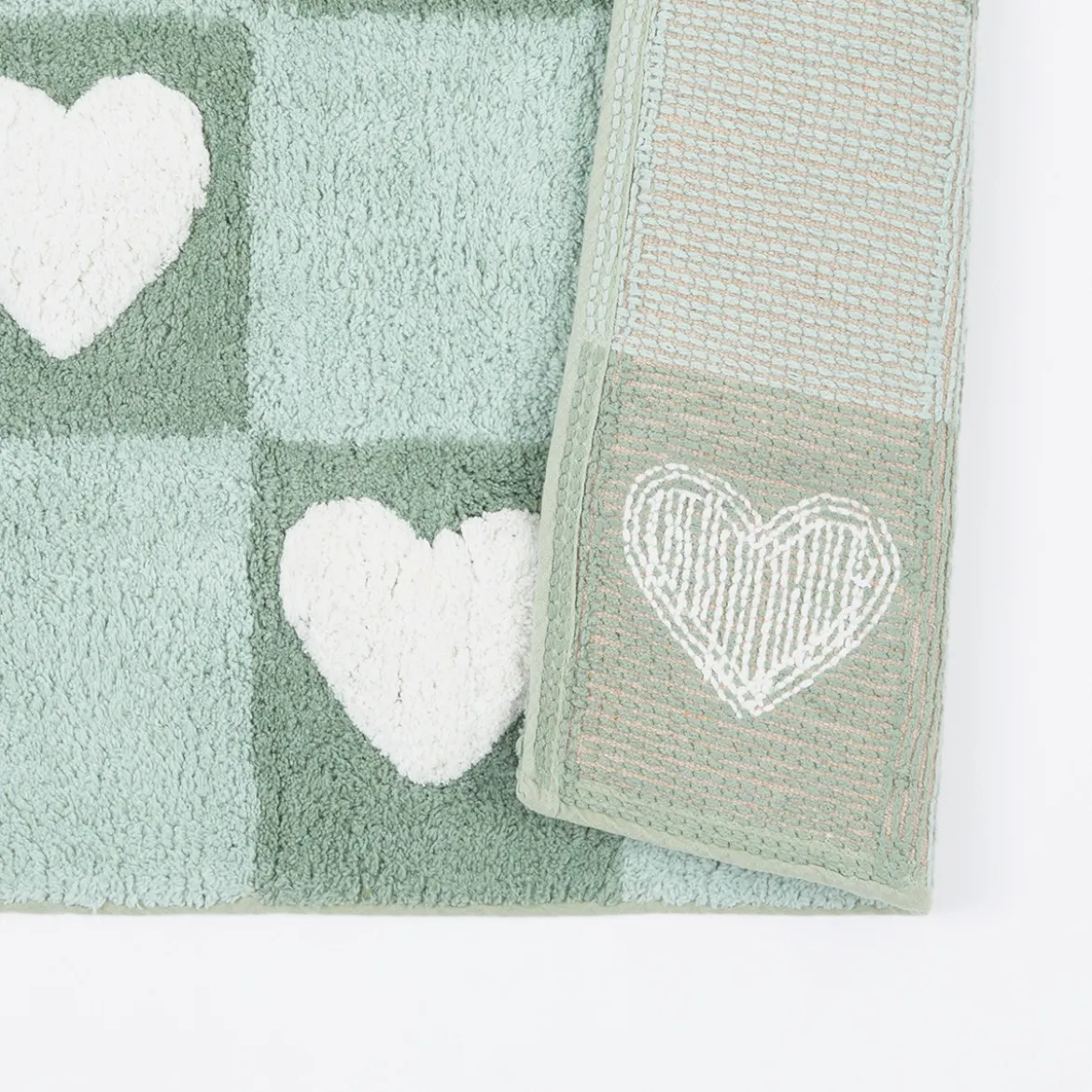 Checkered Hearts Bath Mat