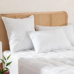 Classic Collection Standard Pillow