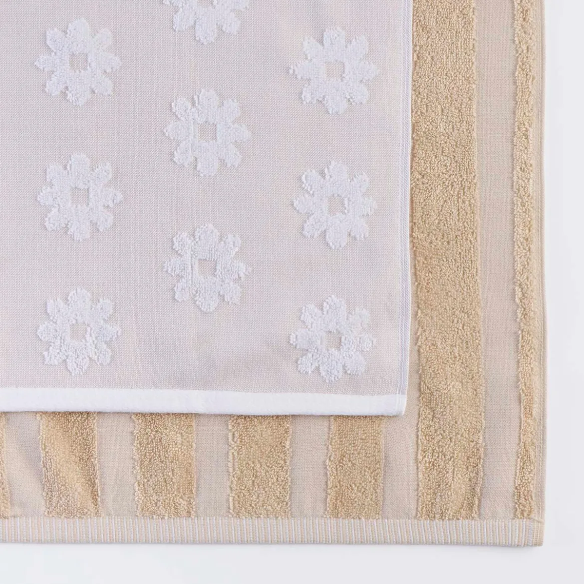 Daisy Natural Tea Towel Set of 2