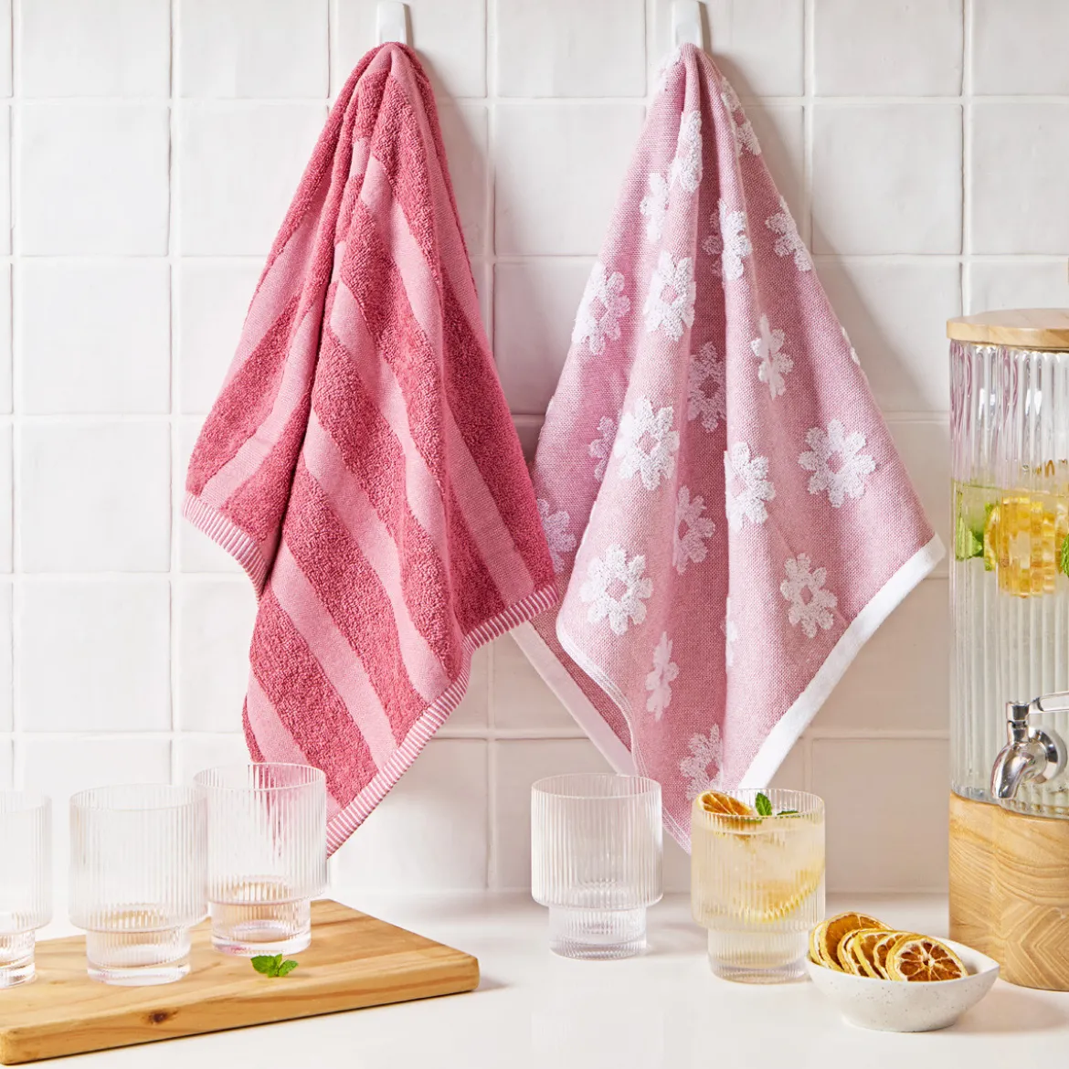 Daisy Pink Tea Towel Set of 2