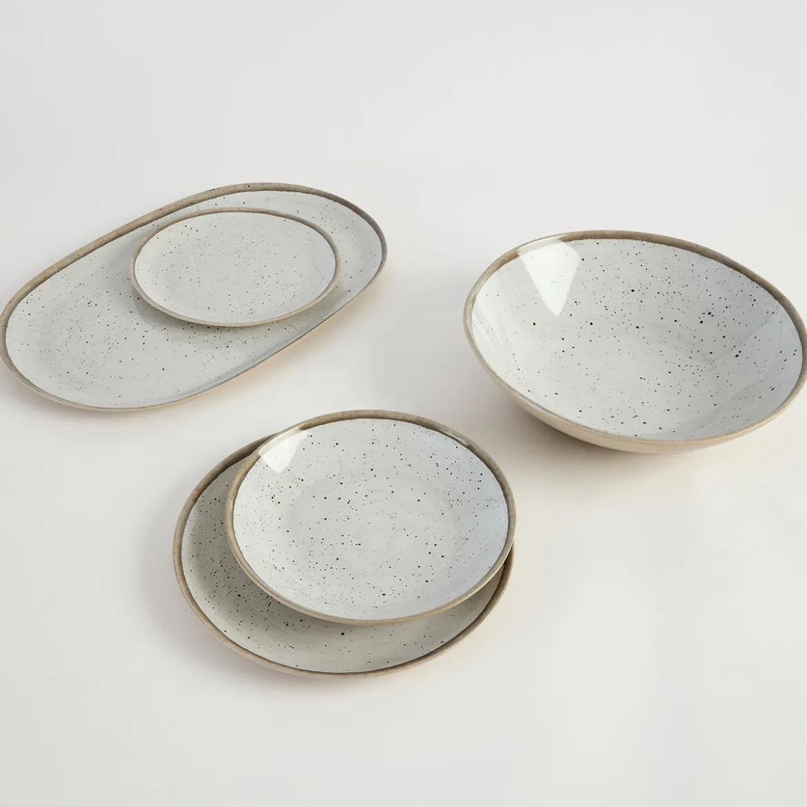 Dapple White Bamboo Melamine Outdoor Serveware