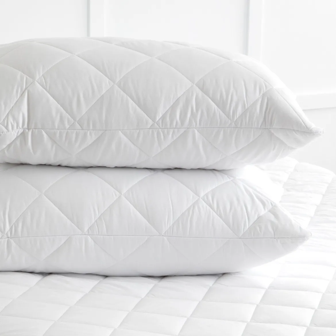 Easy Care Standard Pillow Protector