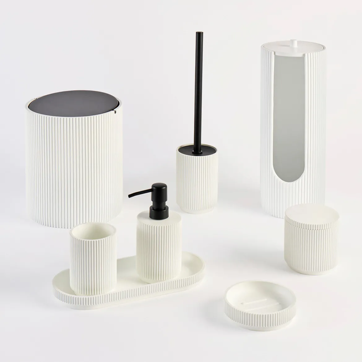 Hugo Bathroom Accessories