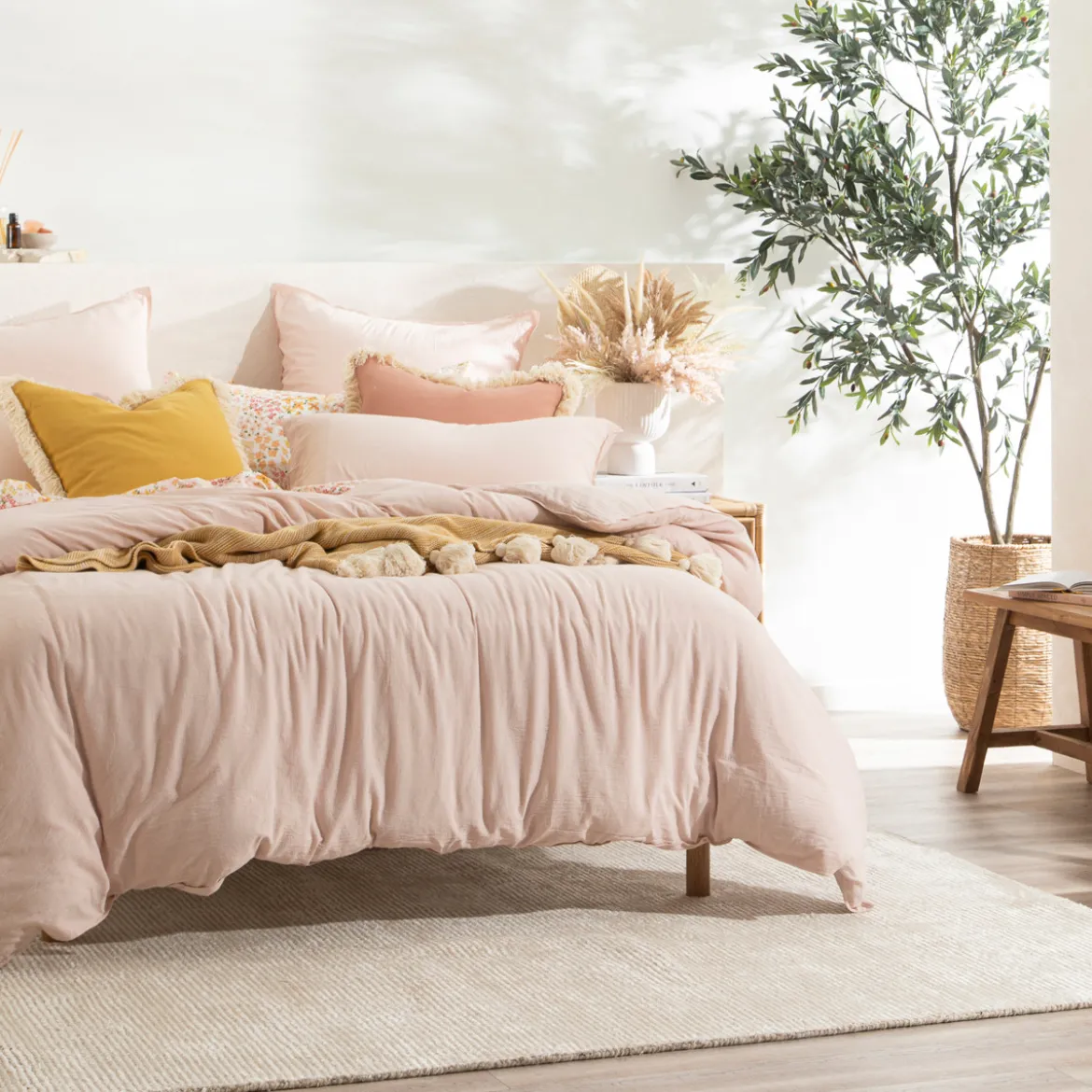 Linear Medium Floor Rug