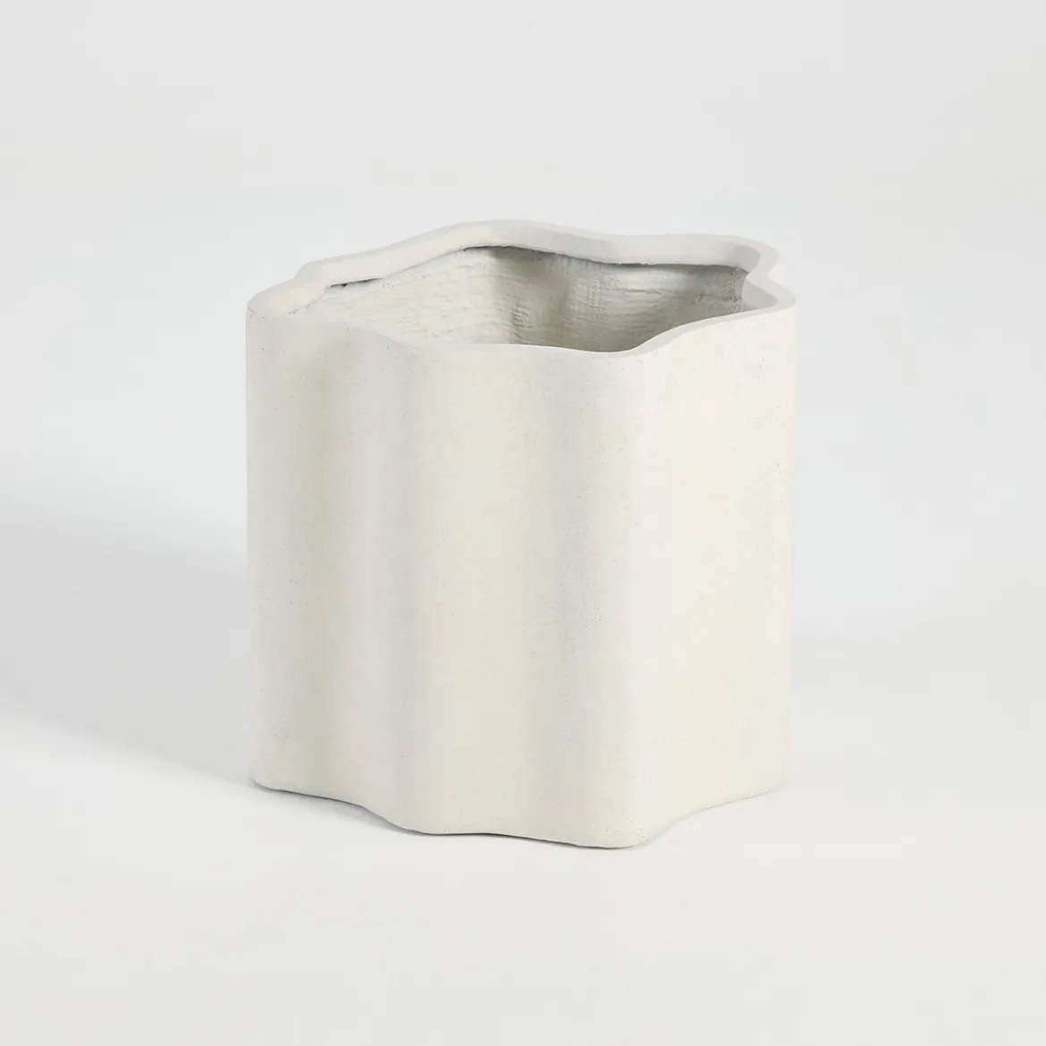 Marlo Wave Decorative Pot