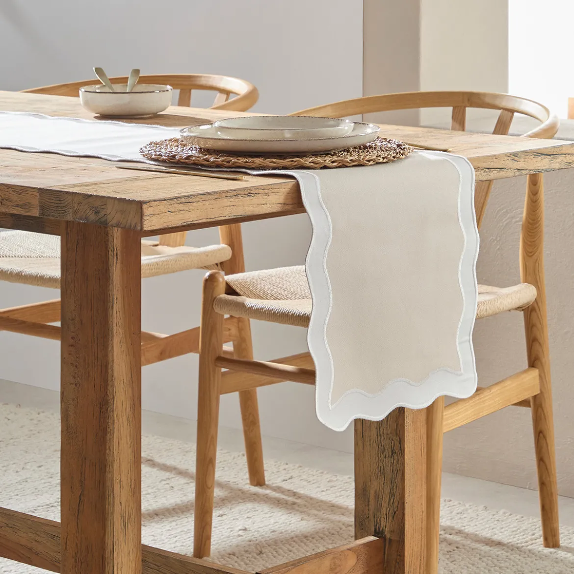 Maya Scalloped Table Runner