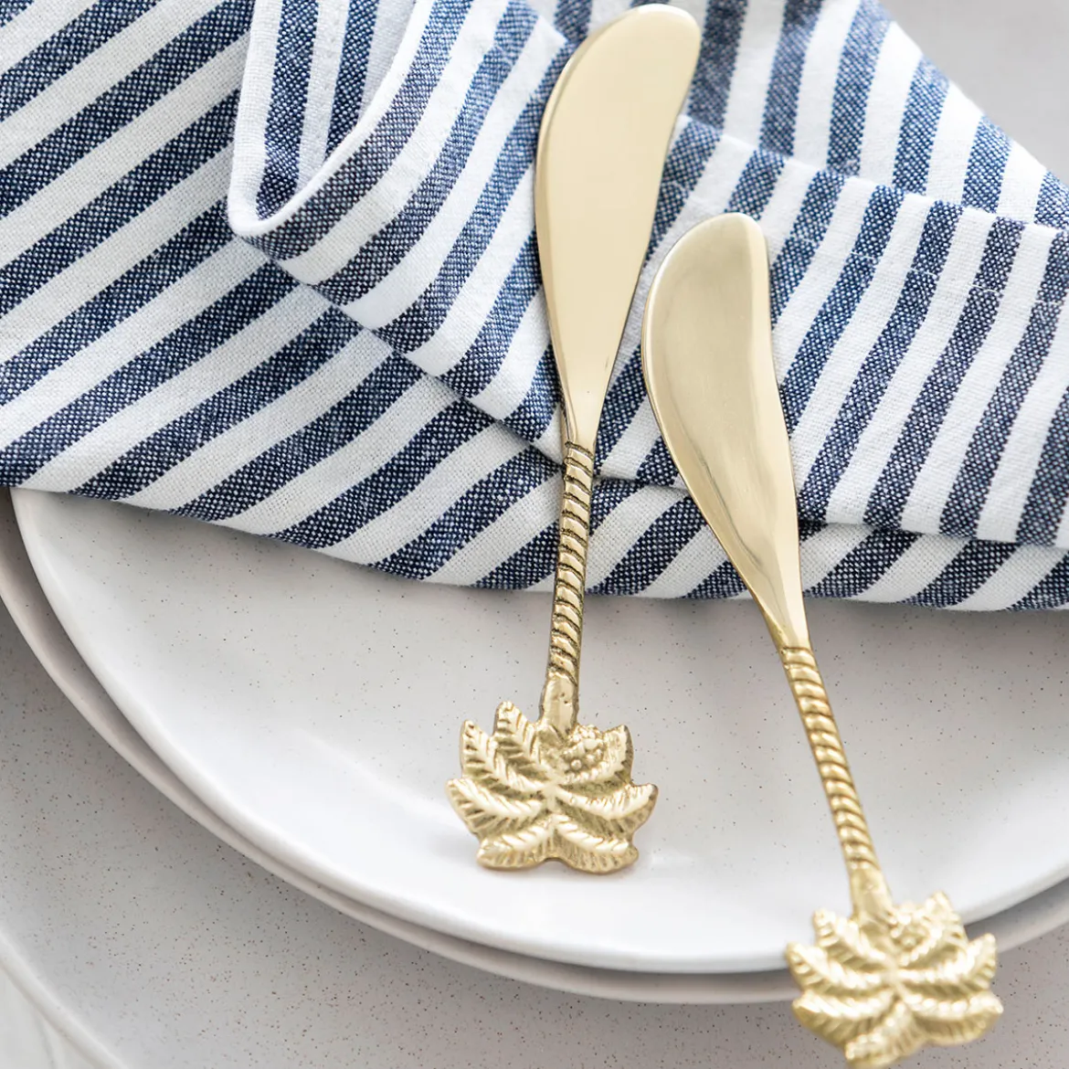 Palm Pate Knife Set of 2