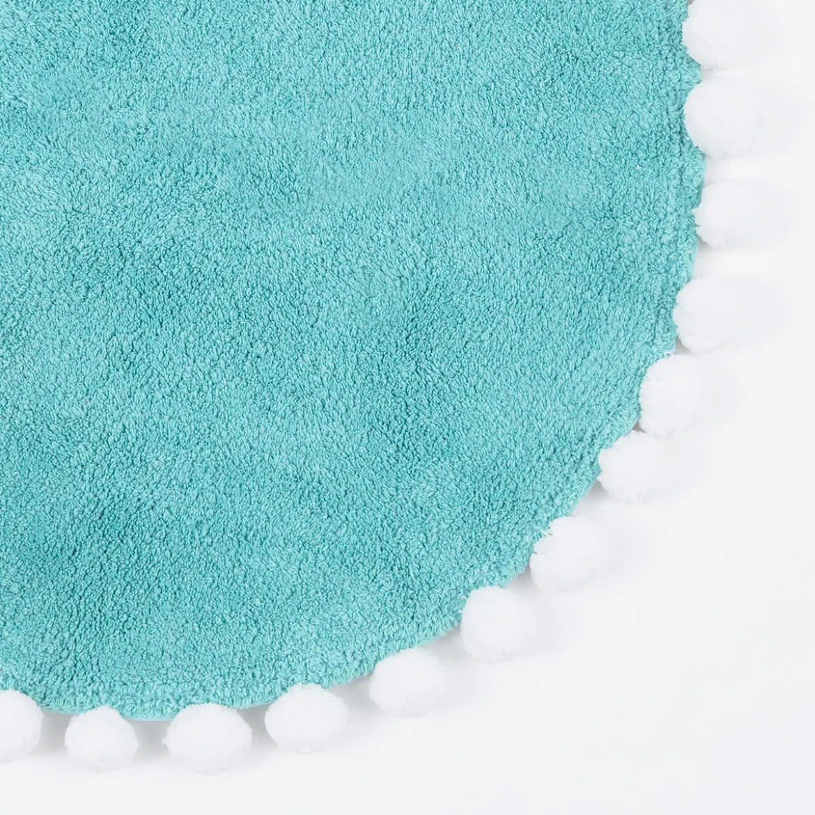 Pom Pom Bath Mat