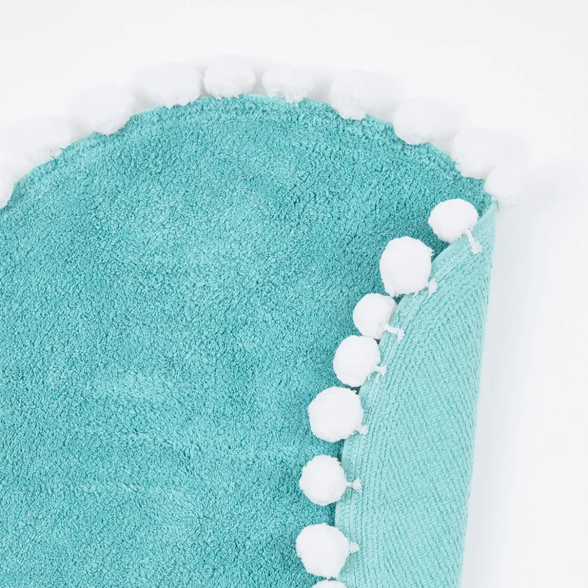 Pom Pom Bath Mat