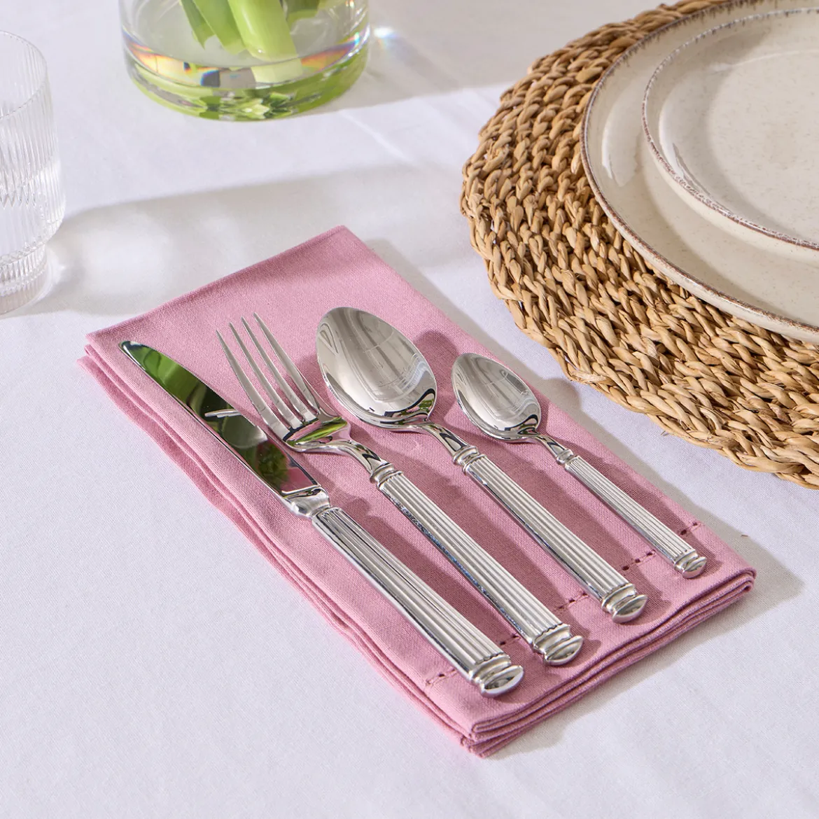 Sera 16 Piece Cutlery Set