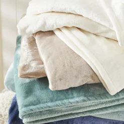 Simply The Softest 350gsm Microfibre Blanket