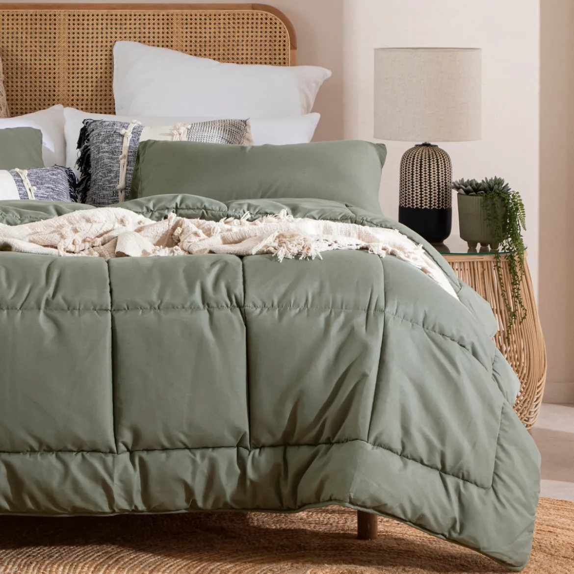 Snoozi Cube Green Microfibre Comforter Set