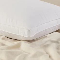 Ultra Loft Soft Gusseted Microfibre Pillow
